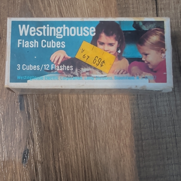 Flash Cubes - Blue - Picture 2 of 6